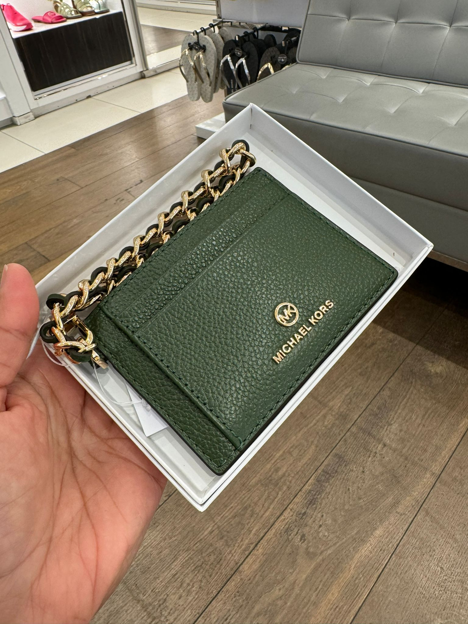 Michael Kors Chain Card Case - Amazon Green - 34F2GT9D5L