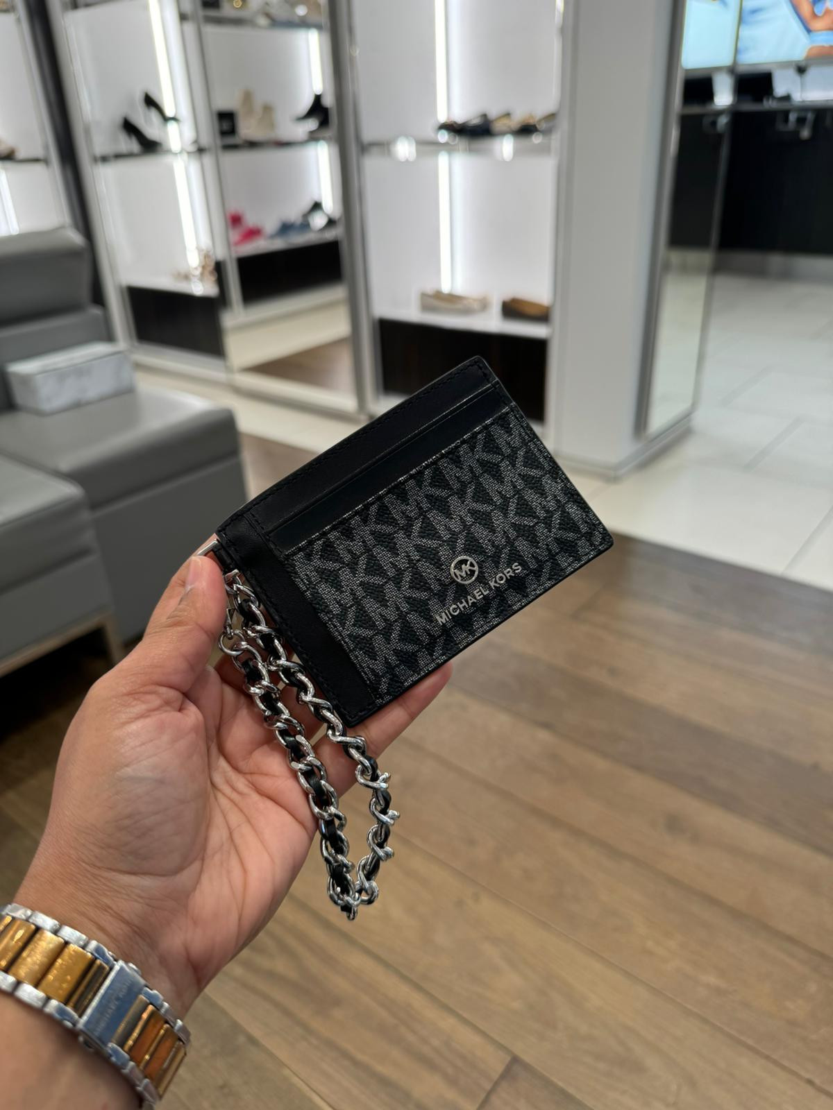 MICHAEL KORS CARD CASE WITH CHAIN - BLACK/SILVER - 34F2ST9D50 / 11.5 X 8 CM