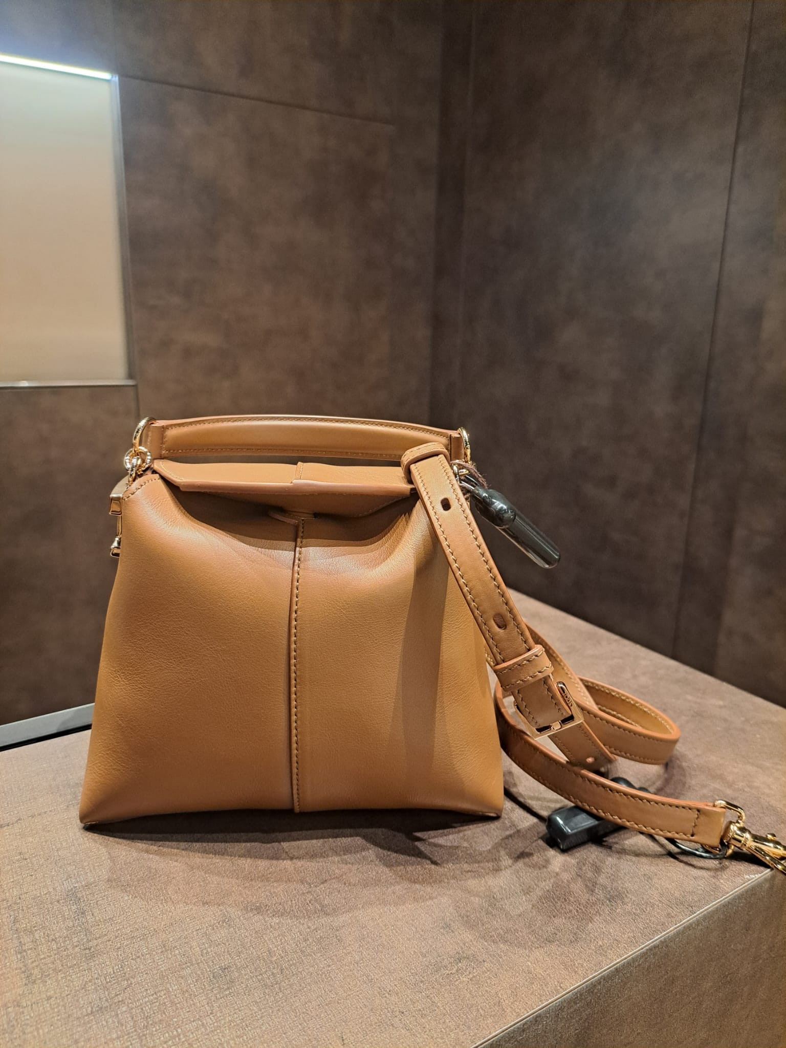 Tod's with long strap - Brown - XBWTSTO0000XPRC822