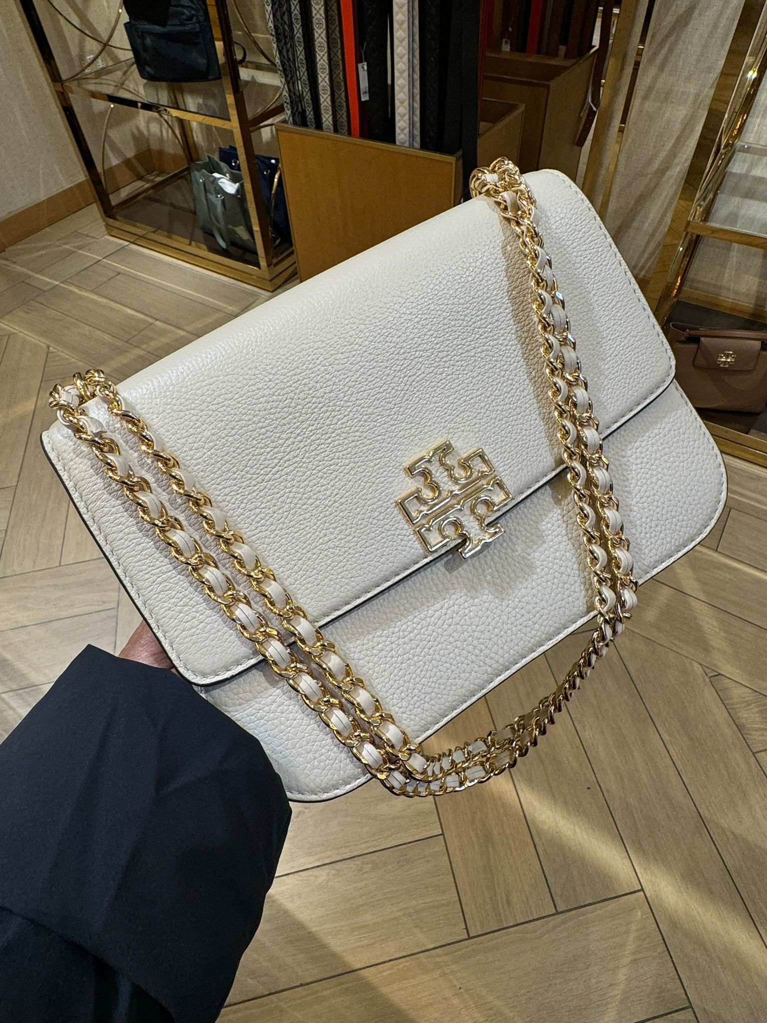 Tory Burch Britten Adjustable Shoulder Bag - New Cream - 138724 / 25 x 19 x 7 cm