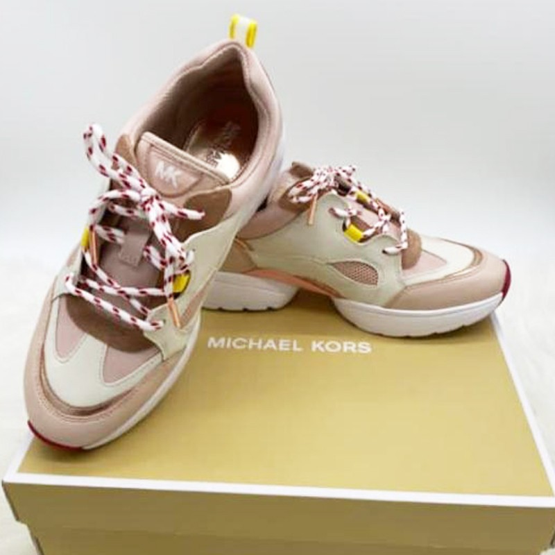 Michael Kors Octaviatra Shoes - Soft Pink - US 6