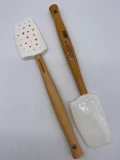 Le Creuset Spatula - Heart / White - Medium