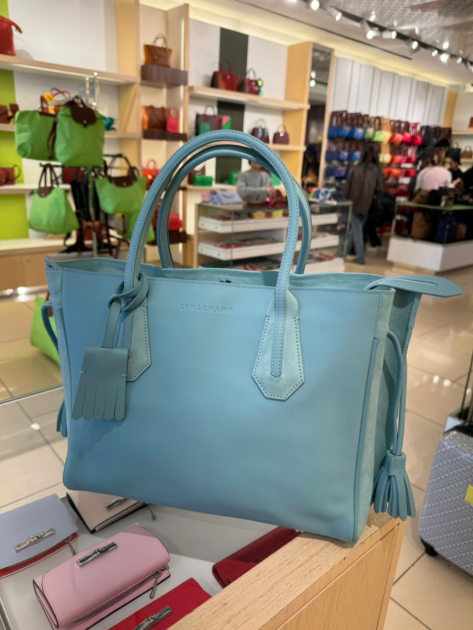 AzuraMart Longchamp Penelope L1295861464 Aqua Medium 40x 29 x 9 cm