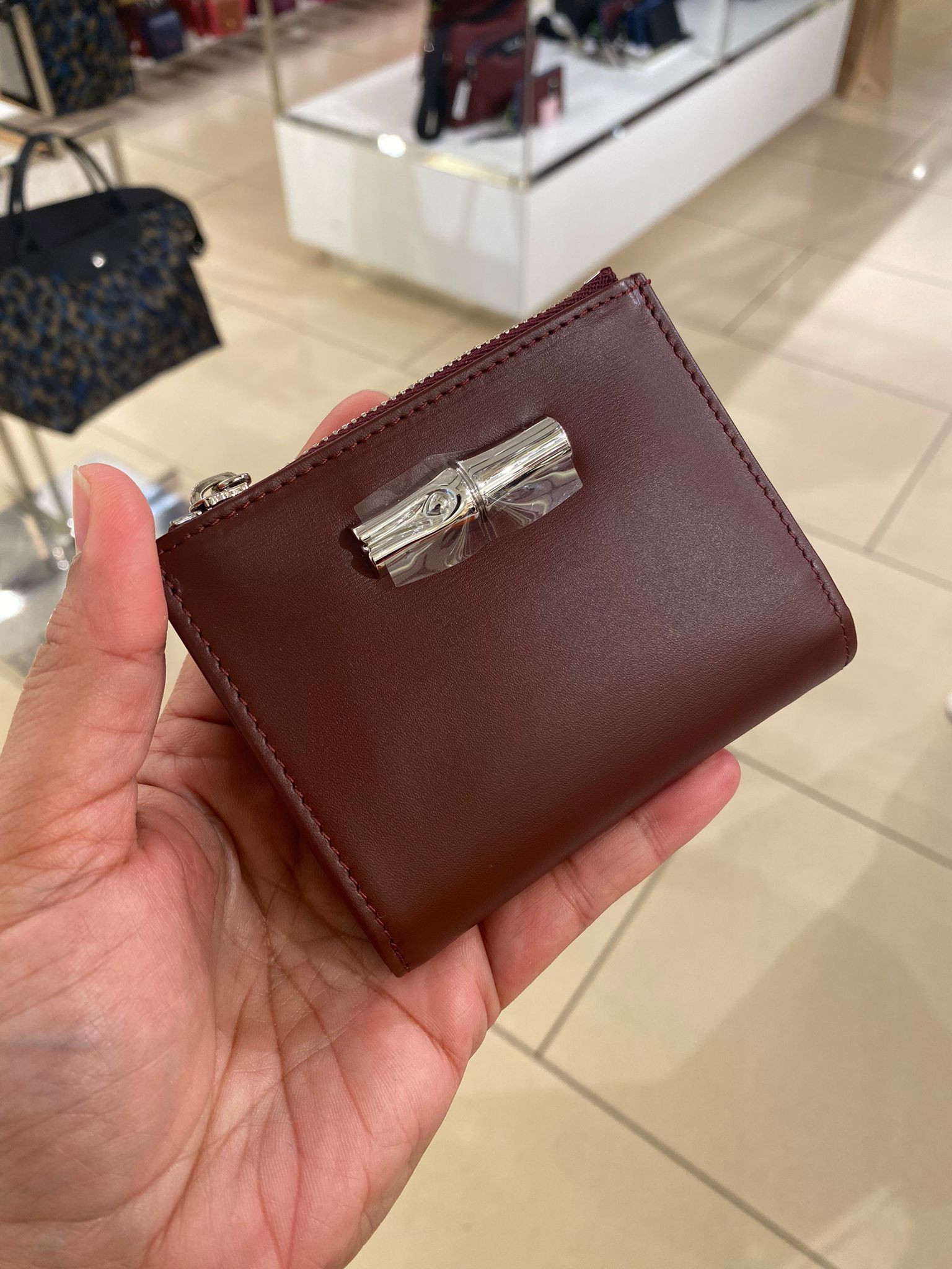 Longchamp roseau discount compact wallet