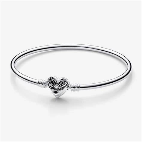 Pandora Bangle - Heart clasp and clear cubic 592590C01 - Size 19