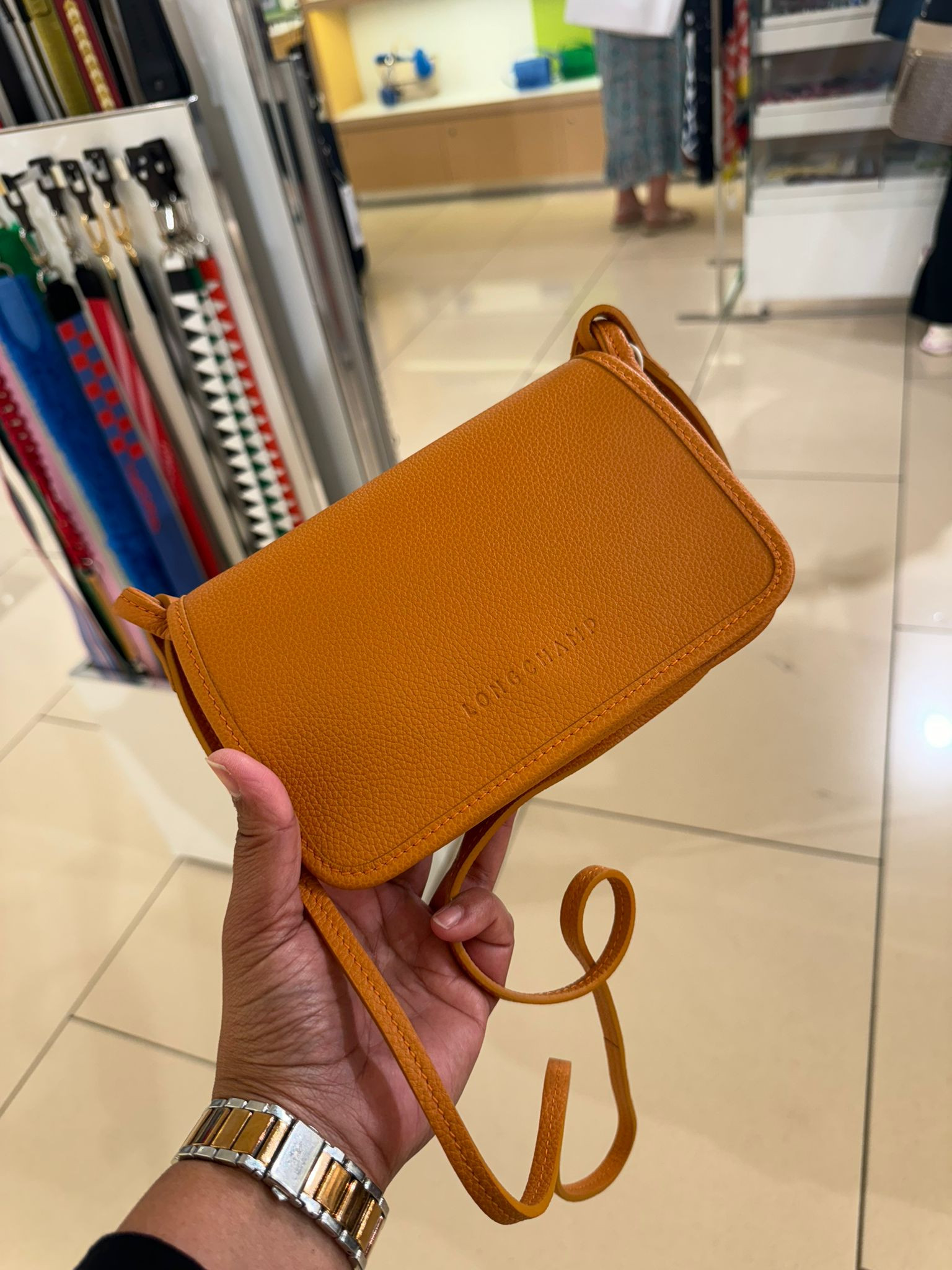 Longchamp Foulonne Crossbody - Saffron - 10133021025 / 20 X 12 X 5 CM