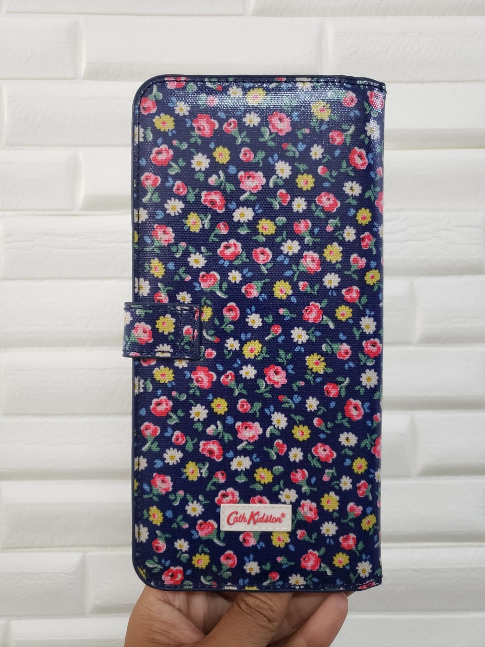 Cath Kidston Travel Wallet - Flower Buds - 722483