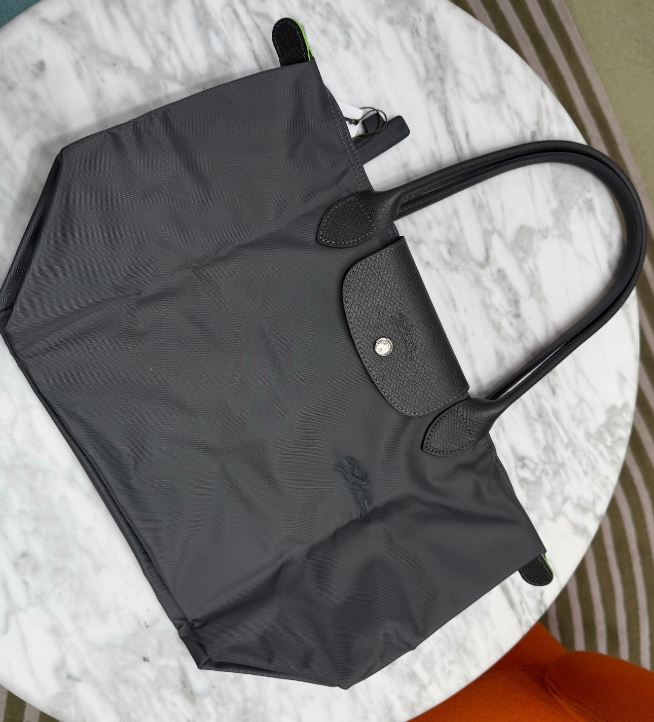 Longchamp Li Pliage - L2605919P66 / Graphite - Medium Long Handle