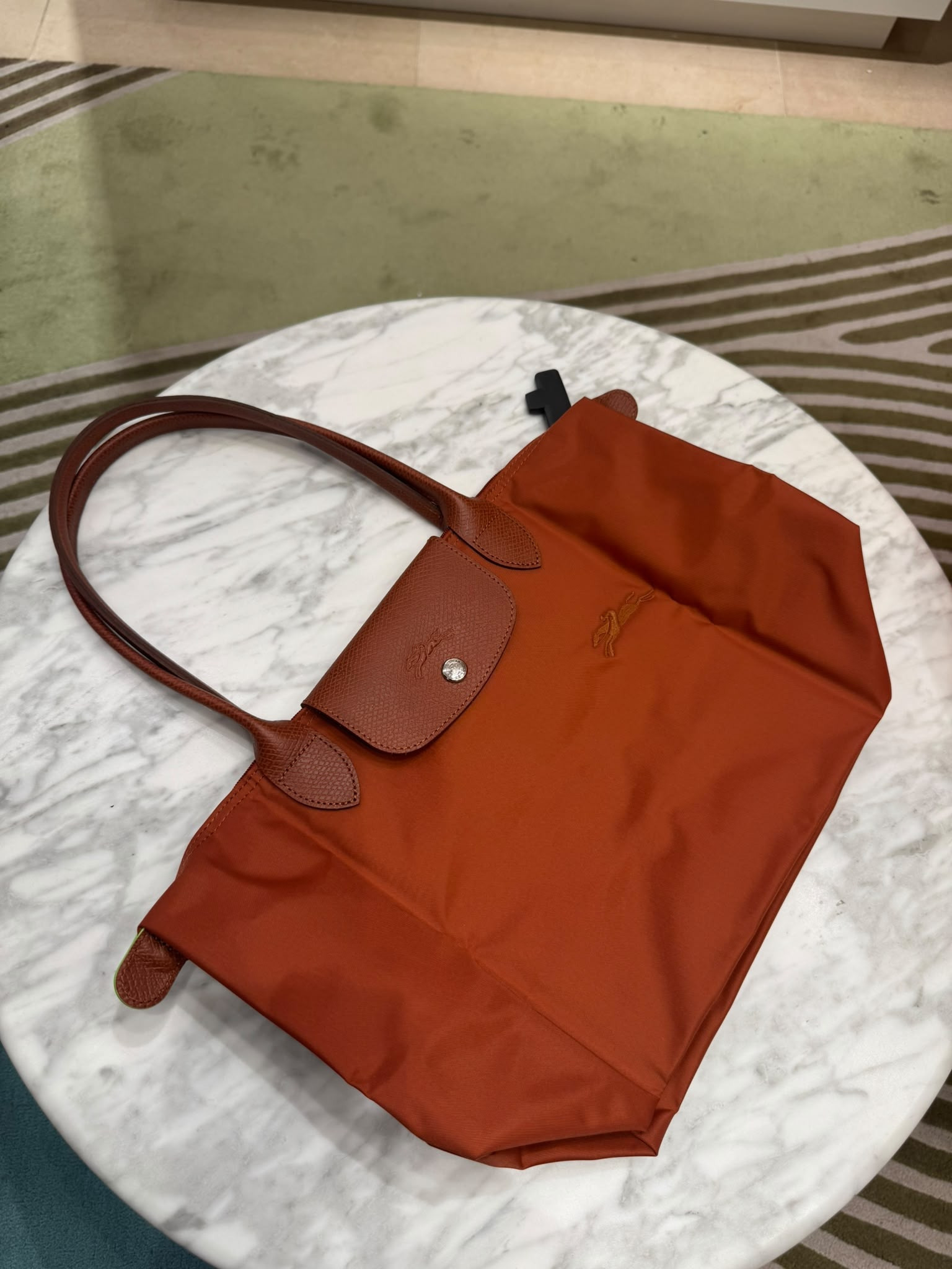 Longchamp Li Pliage - Chestnut / L2605919404 - Medium Long Handle