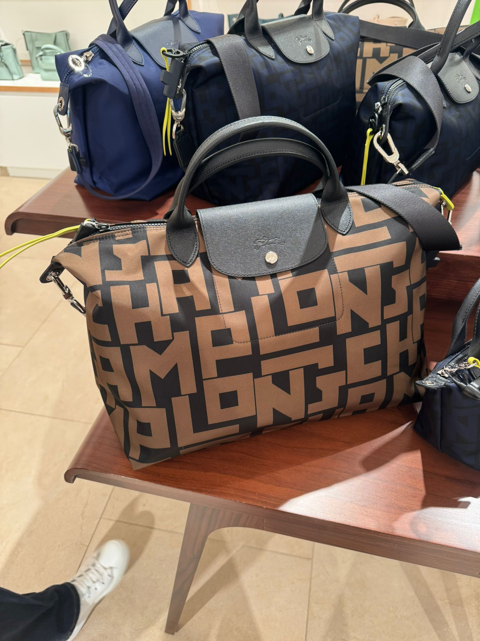 Longchamp LGP Neo - Black / Khaki - L1624413OB576 / Extra Large