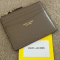 Marc Jacobs The Zip Card Purse - Cement - S177L03FA22 / One Size