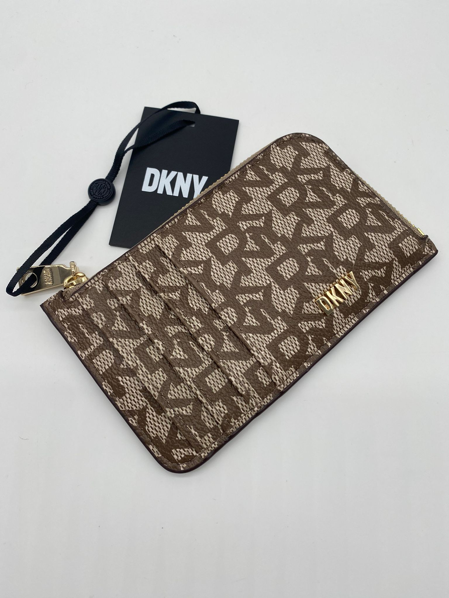 DKNY Zipped Card Holder - Chino/crml - R01ZIH42 / 14 x 9 cm