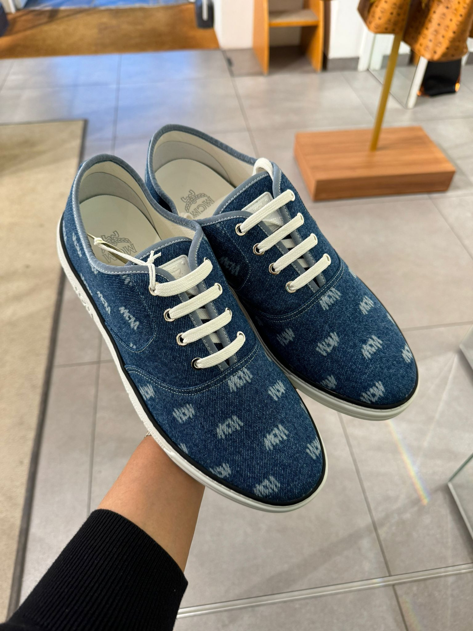 MCM Sneaker - Blue - Eur 45