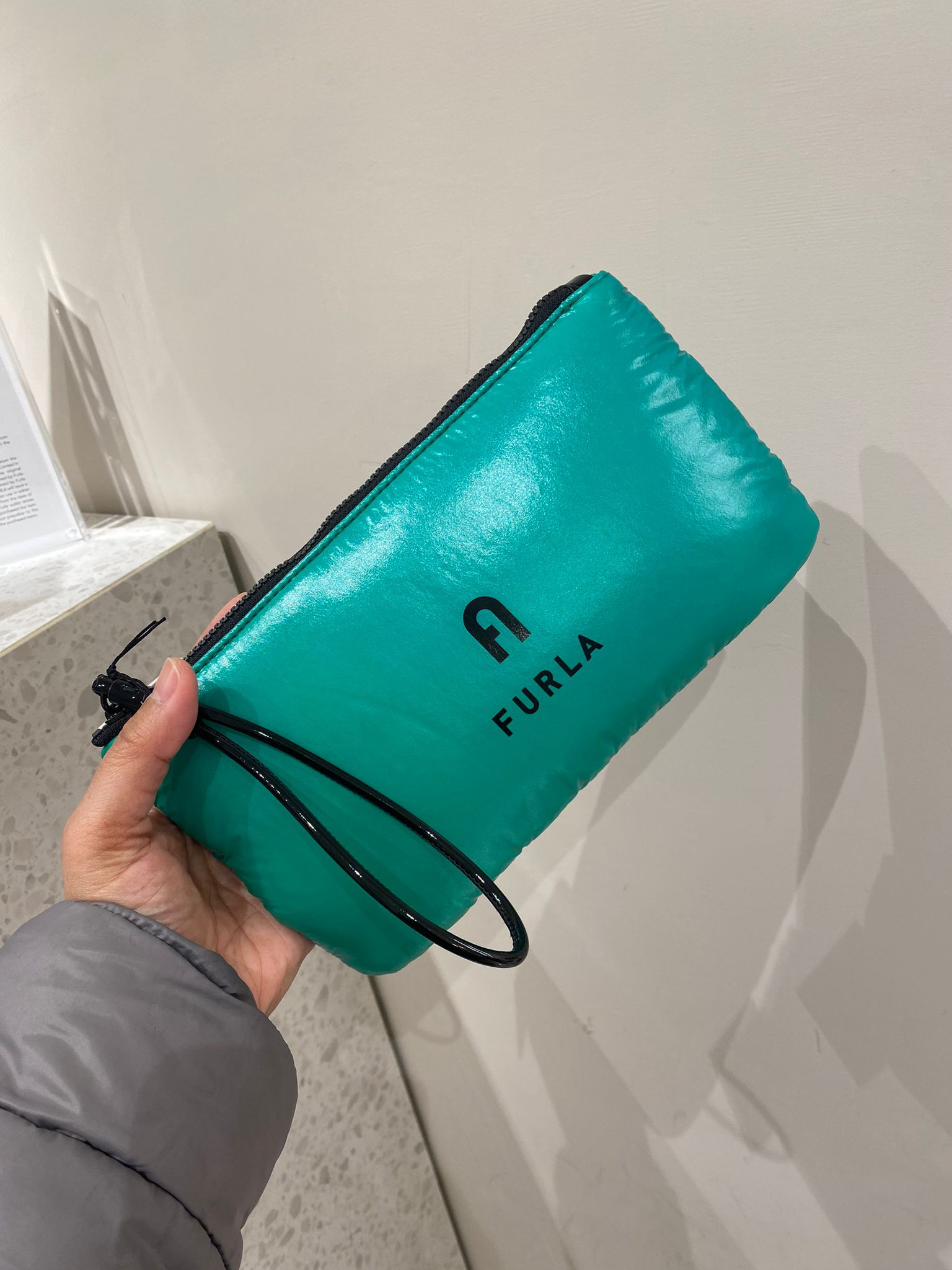 Furla Babylon Envolope Nylon Wrislet - Jolly Green - 25 x 14 cm