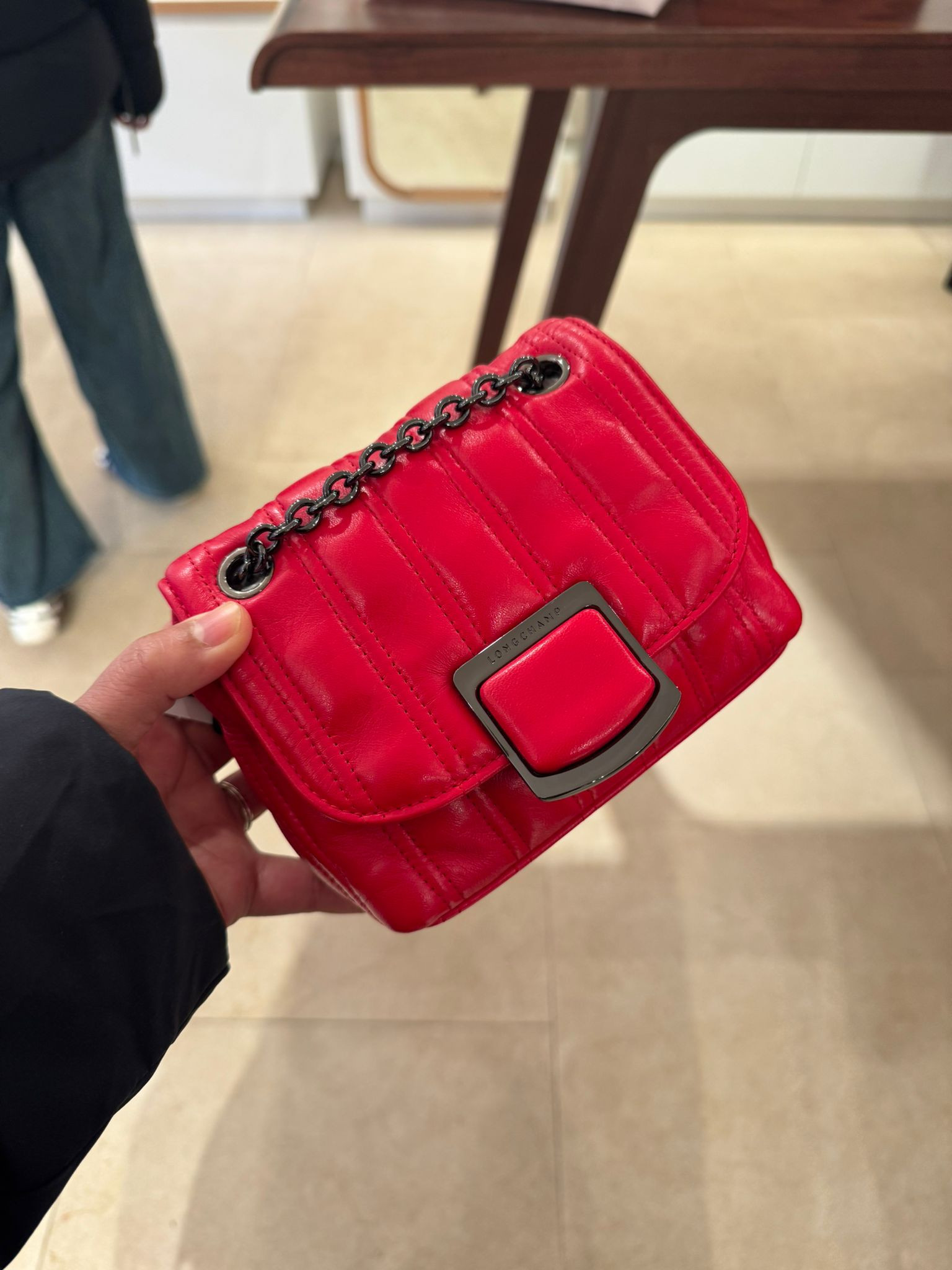 Longchamp Brioche - Red - 10143HVV545 / 22 X 14 X 9 CM