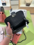 Longchamp Brioche - Black - 30022HVV001 / Clutch / Crossbody