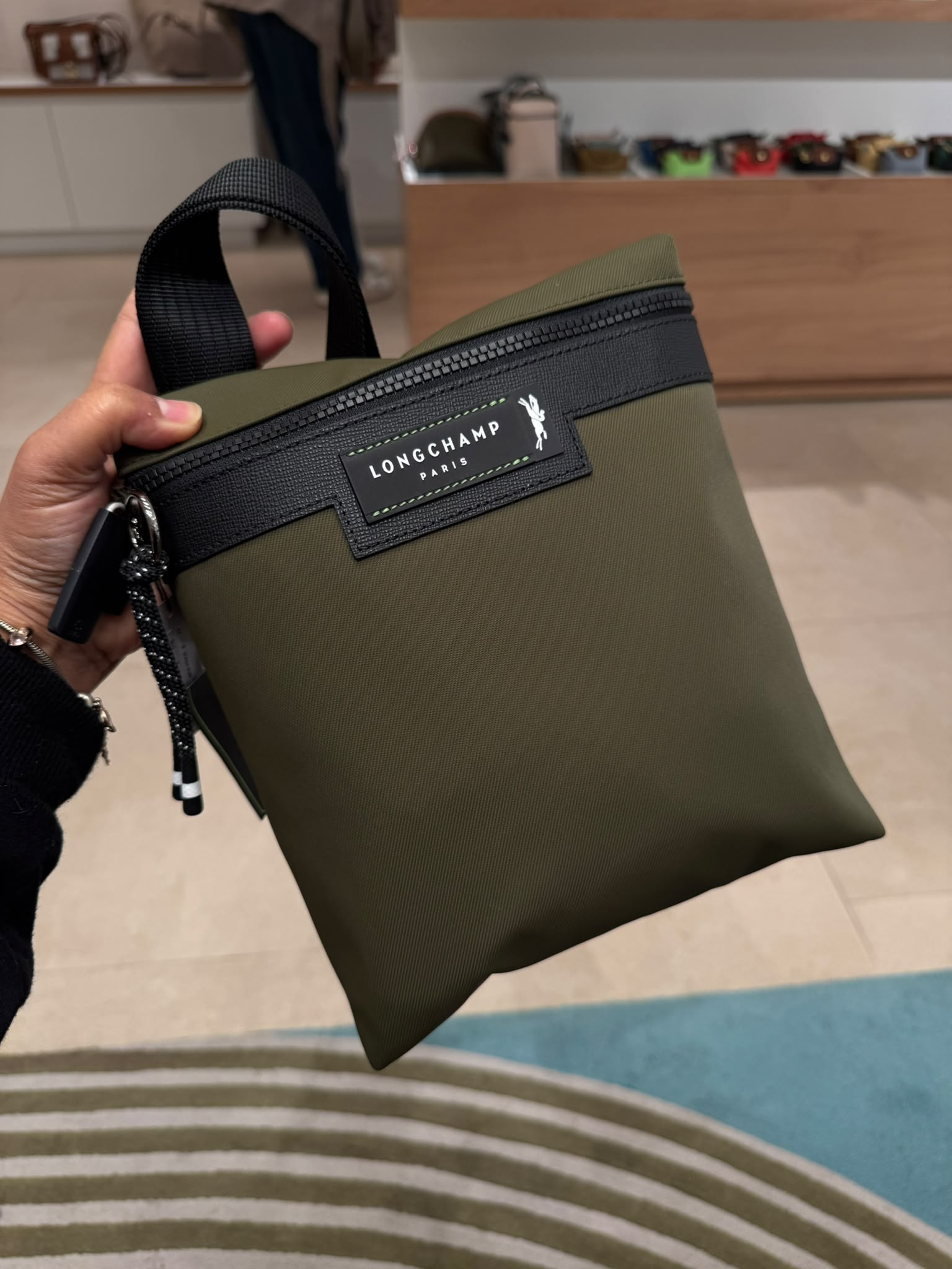 Longchamp Energy Crossbody - Dark Green - 20026HSR892 / 25 X 21 X 5 CM