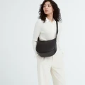 UNIQLO Crossbody - Black - 26 x 21 x 9 cm