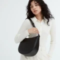 UNIQLO Crossbody - Black - 26 x 21 x 9 cm