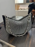 Michael Kors Kendall - Black - 32H3G8NC1S / 22 X 15 X 5 CM
