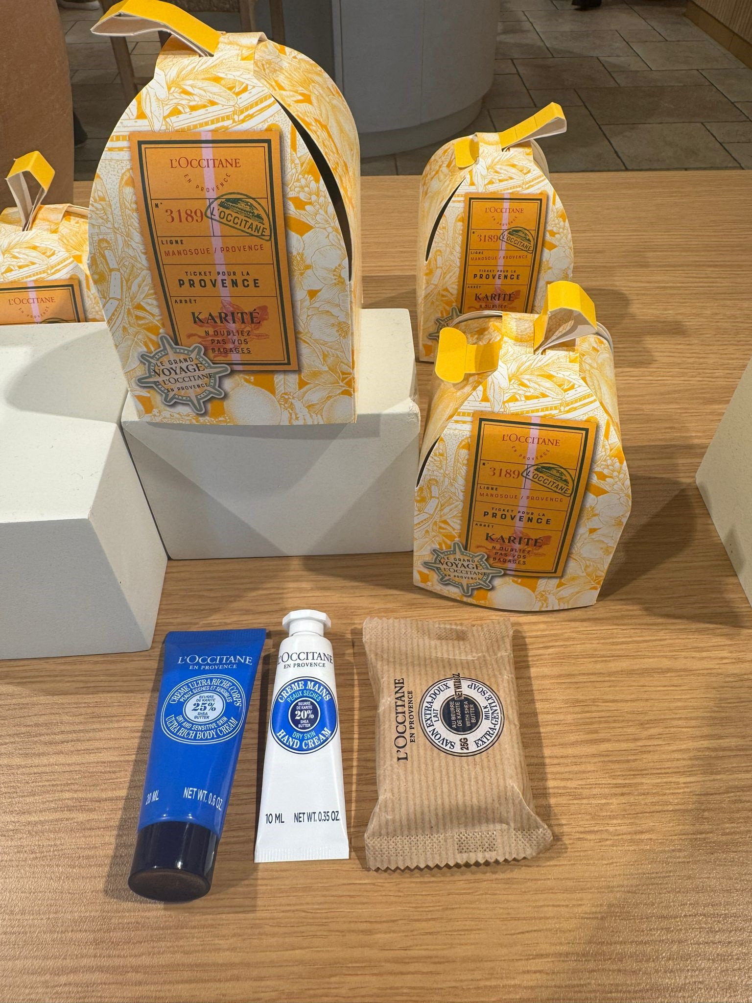 Loccitane Set - Trio Essential Karite - Set of 3