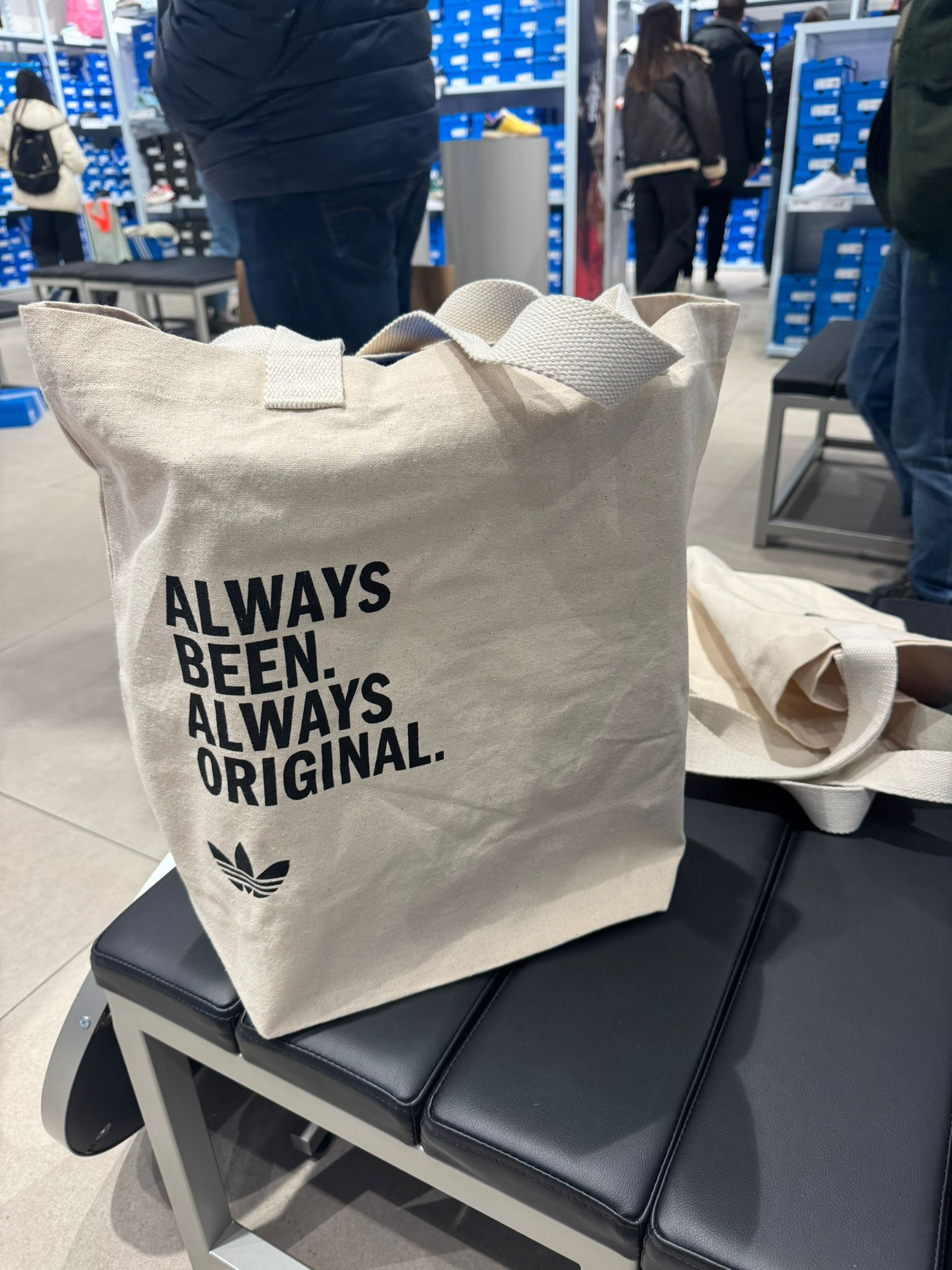 ADIDAS Tote - Beige - 49 x 45 x 18 cm