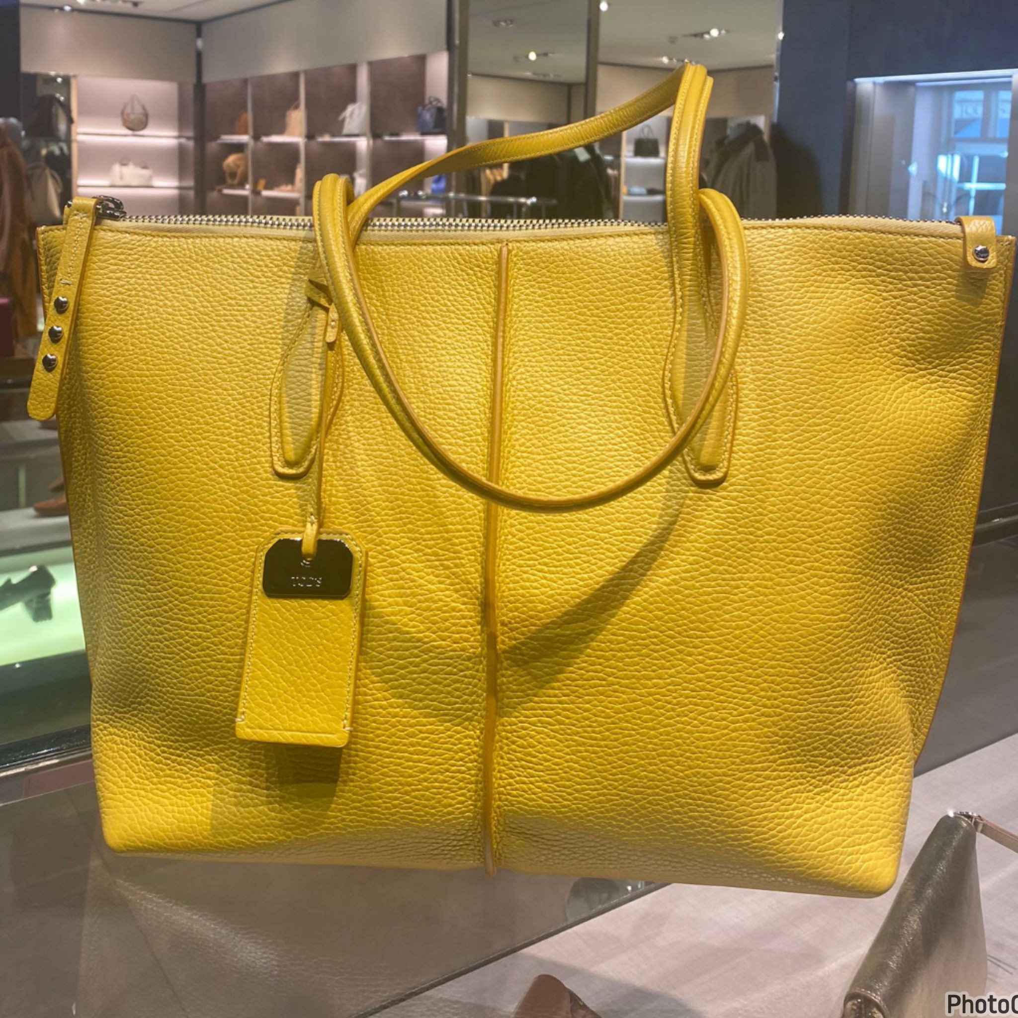 Tod's Tote - XBWAMFAC3Z0FFXG207/ FFX Banana - One Size