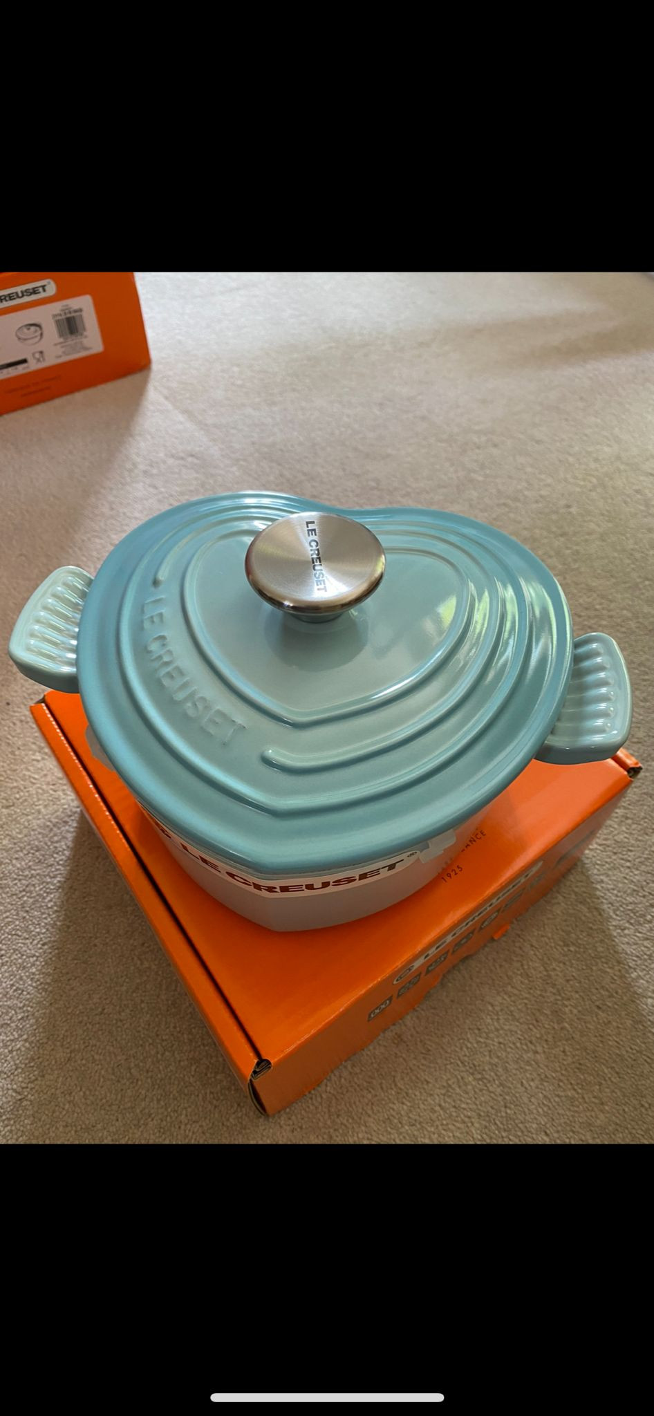 Le Creuset Cast Iron Heart Cocotte - Purist Blue - 20cm