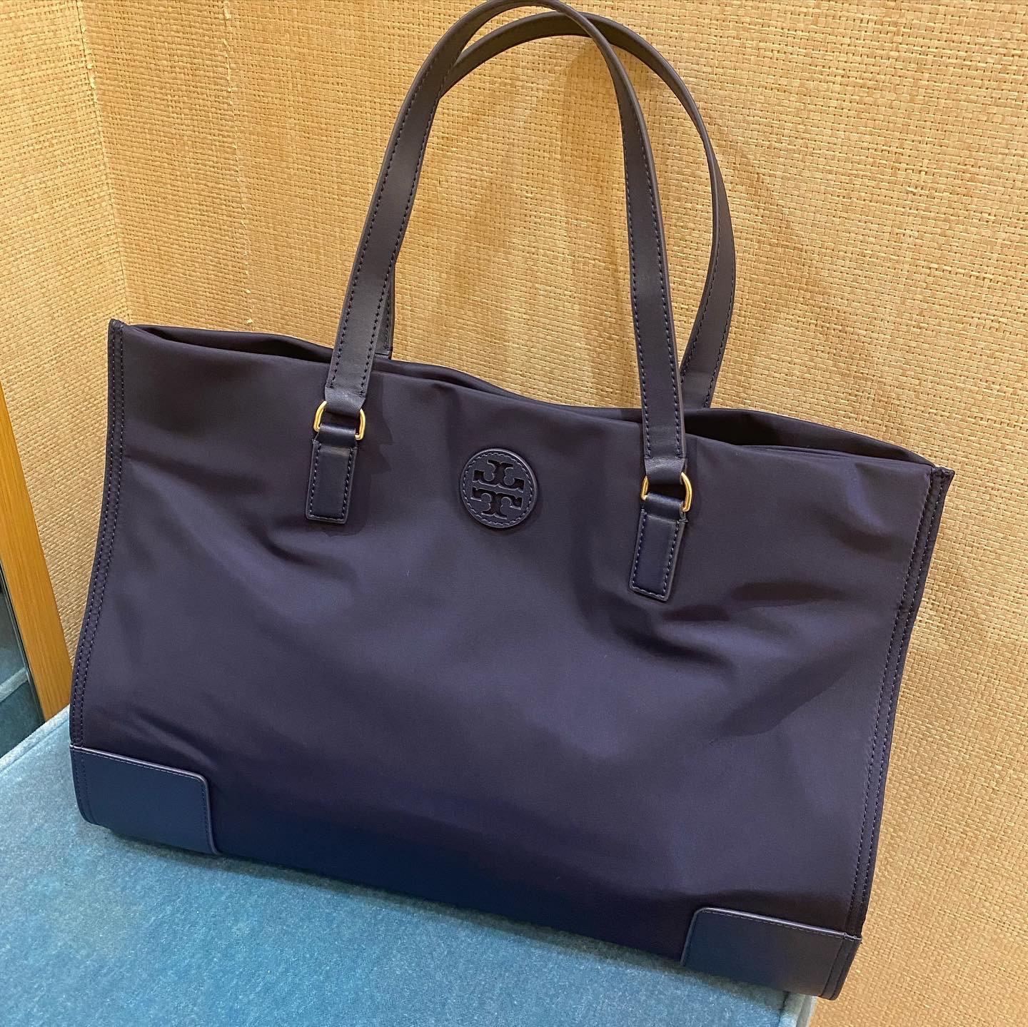 AzuraMart - Tory Burch Elle Tote - Navy - Large