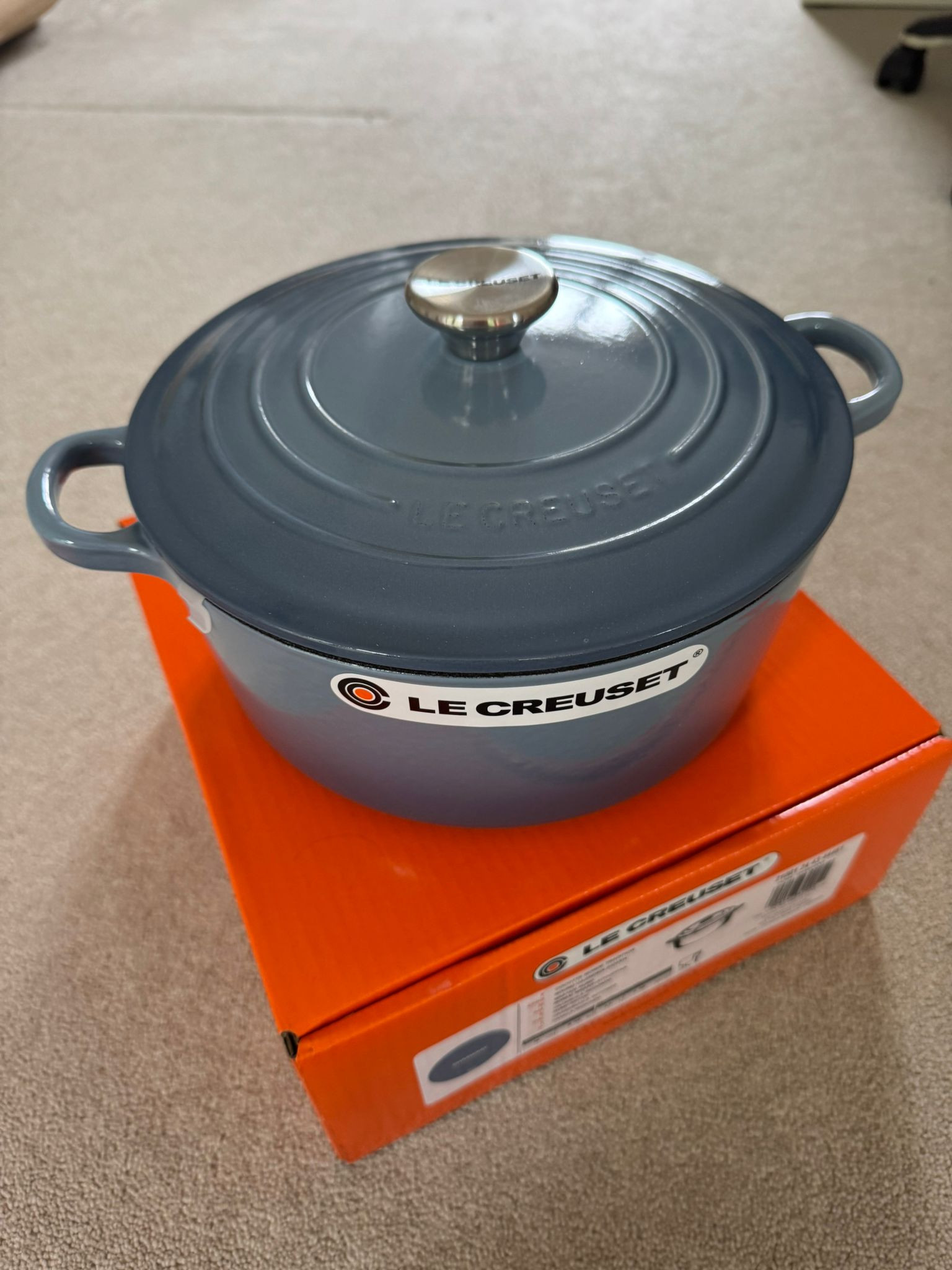 Le Creuset Round Casserole - Chambray - 24cm