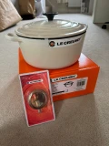 Le Creuset Round Casserole - Meringue - 24 cm (FREE COOPER KNOB)