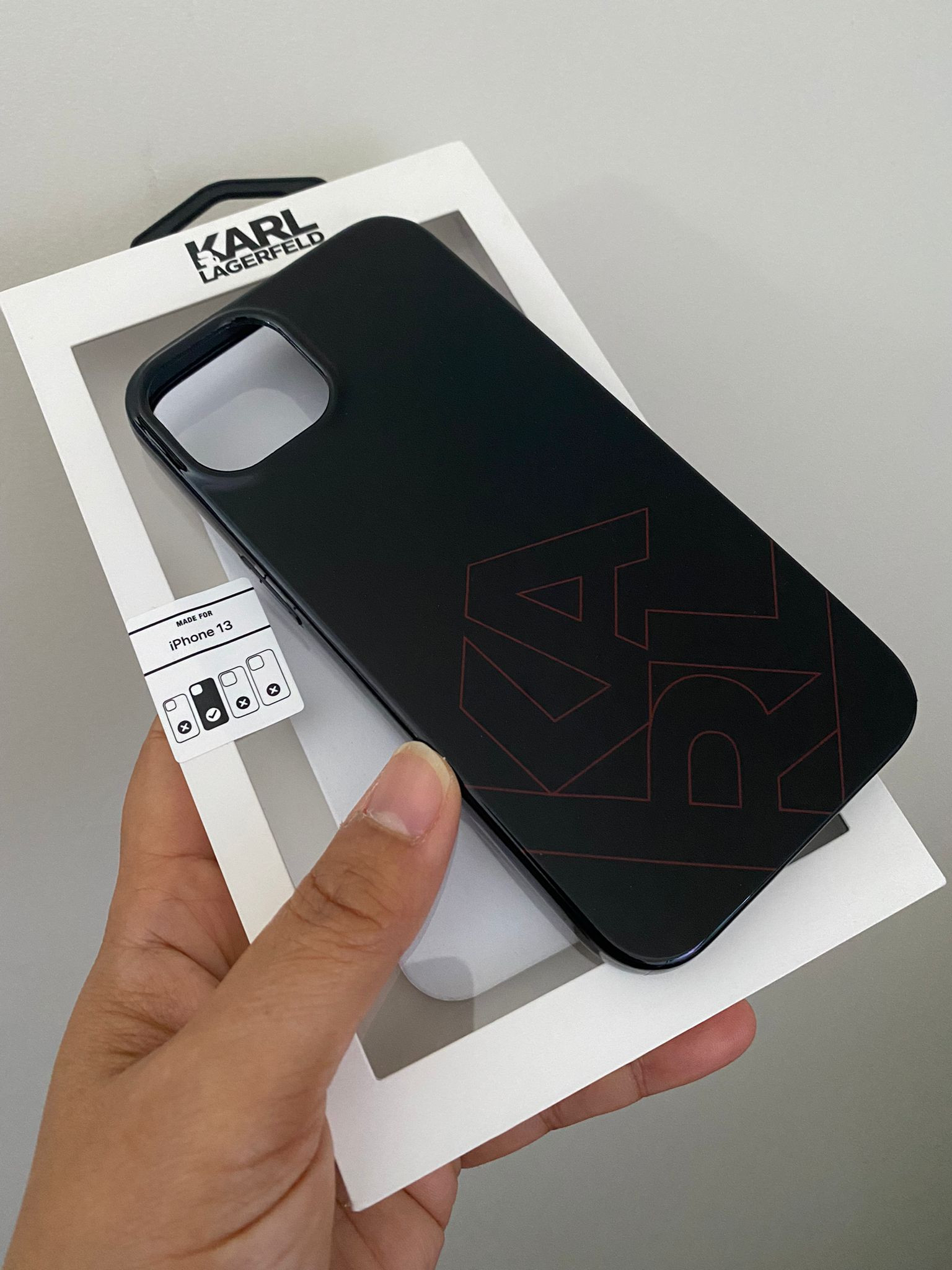 Karl Lagerfeld Iphone Case Athleisure Logo - CG220069 - Iphone 13