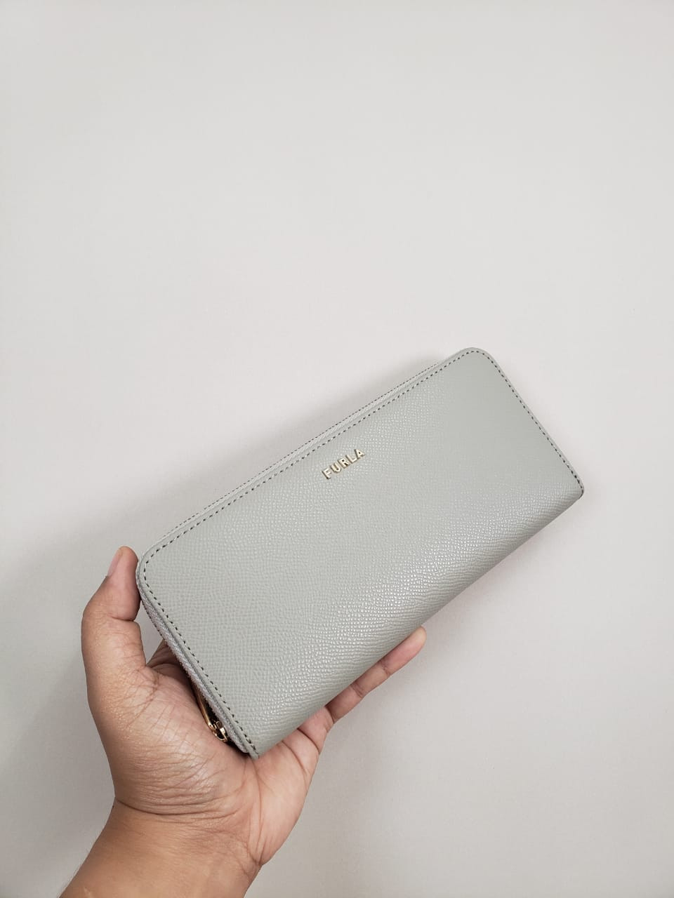 FURLA CLASSIC XL ZIP AROUND - MARMO - SIZE XL