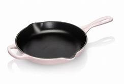 Le Creuset Signature Round Skillet - Shell Pink - 23cm