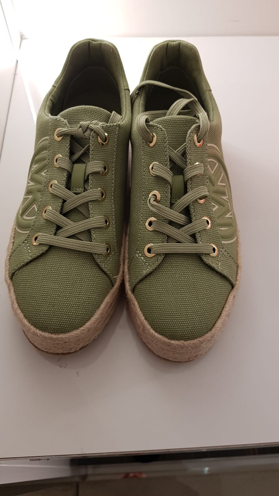 Michael Kors Trainer - Light Sage - Size Us6