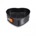 Le Creuset Non Stick Springform Cake Tin - Heart - 26cm