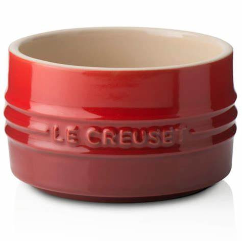 Le Creuset Round Ramekin In Straight Wall - Cerise - One Size