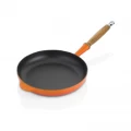 LE CREUSET FRYING PAN WITH WOODEN HANDLE - FLAME - 26CM