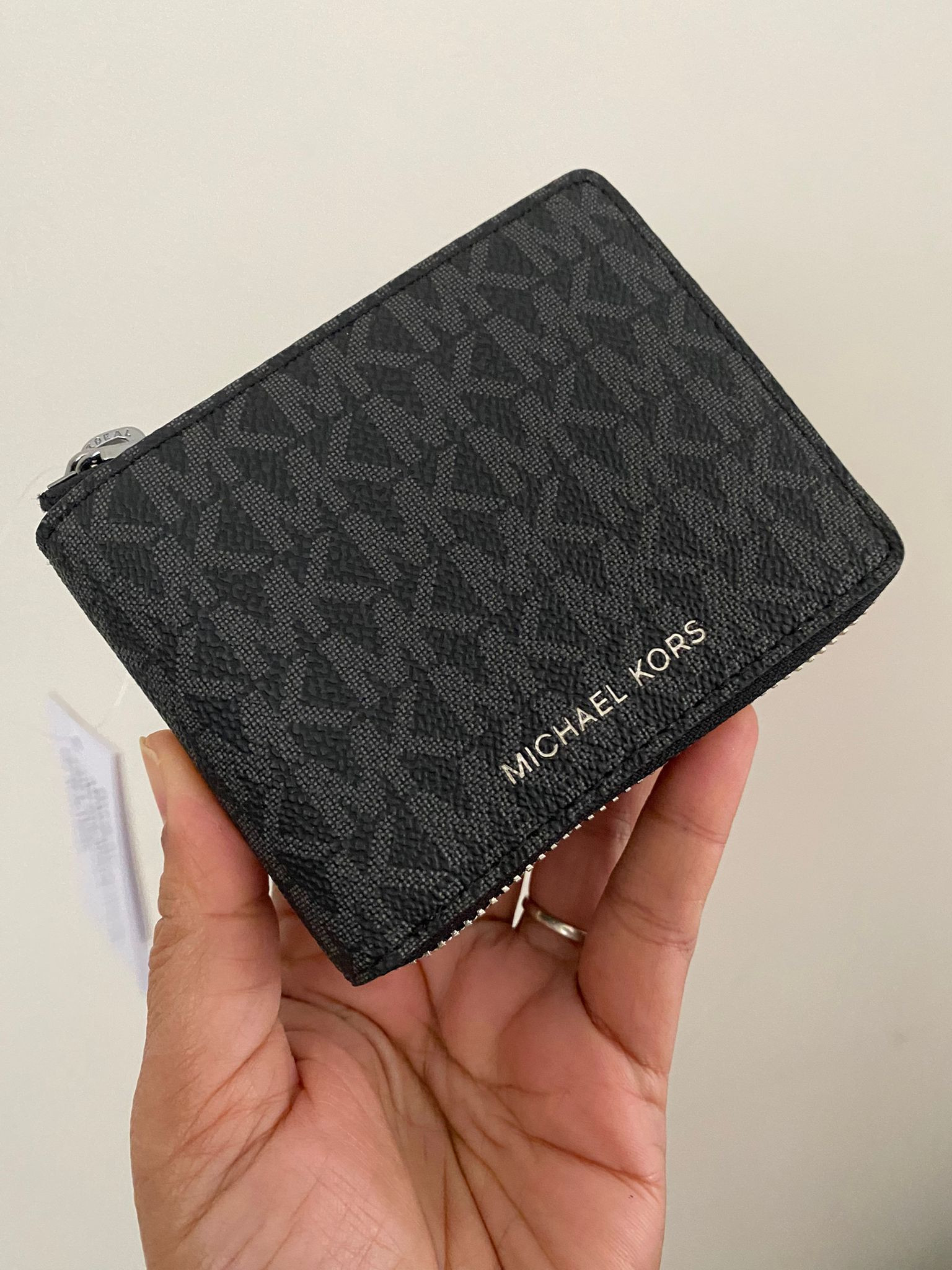 Michael Kors Men Cooper Wallet - Black - Small / 36U2LCOF3B