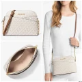 Michael Kors Jet Set Dome Crossbody - Vanilla / 35F1GTVC6B - 23 x 17.5 x 9 cm