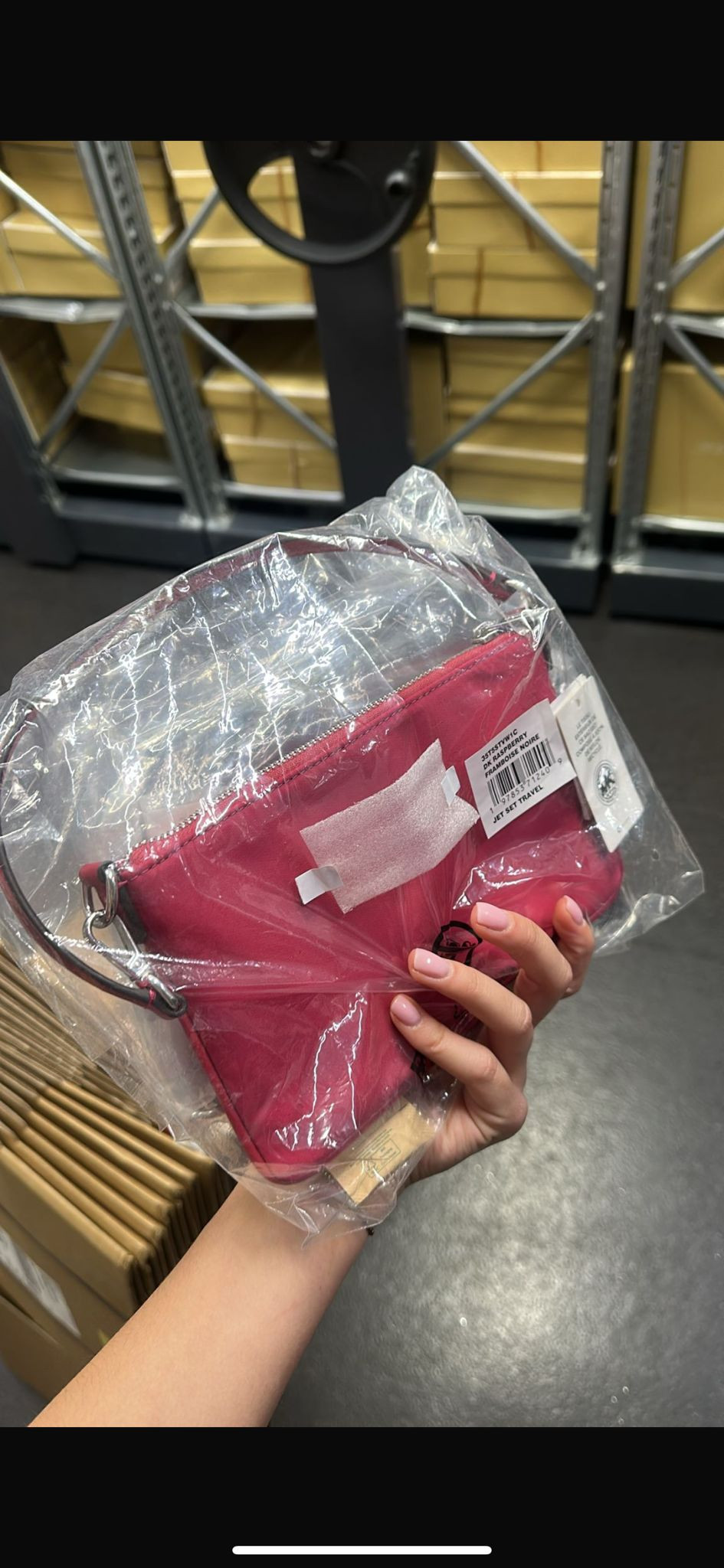 Michael Kors Shoulder / Wrislet - DK Raspberry / 35T5STVW1C - 21 x 13 cm