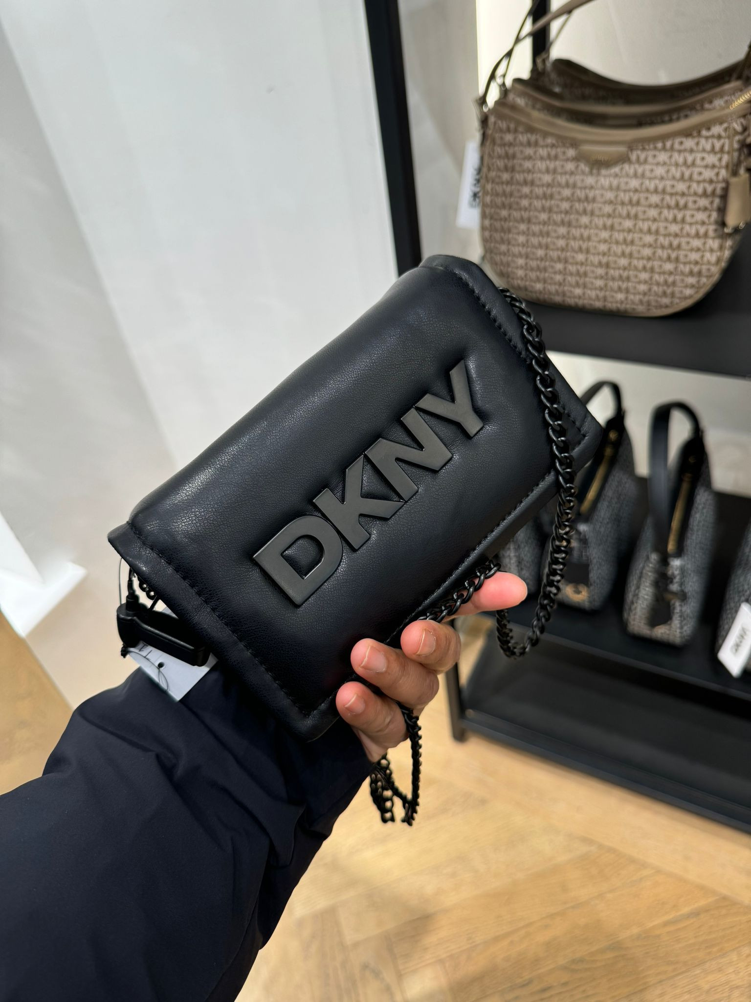 Dkny Crossbody - Black - R44GZB74 / 19 X 10 X 5 CM