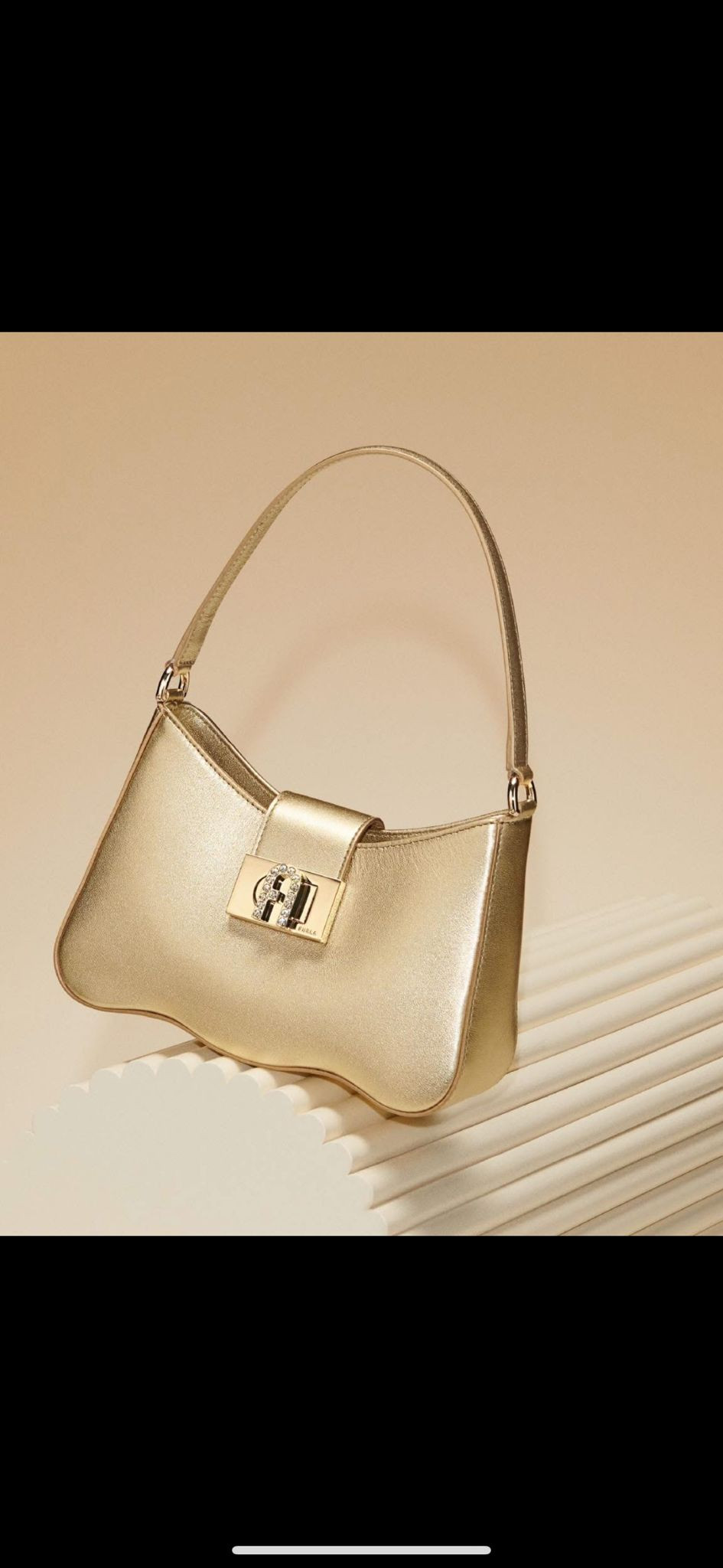 Furla 1927 Shoulder Bag - Gold - 23 x 15 x 8 cm