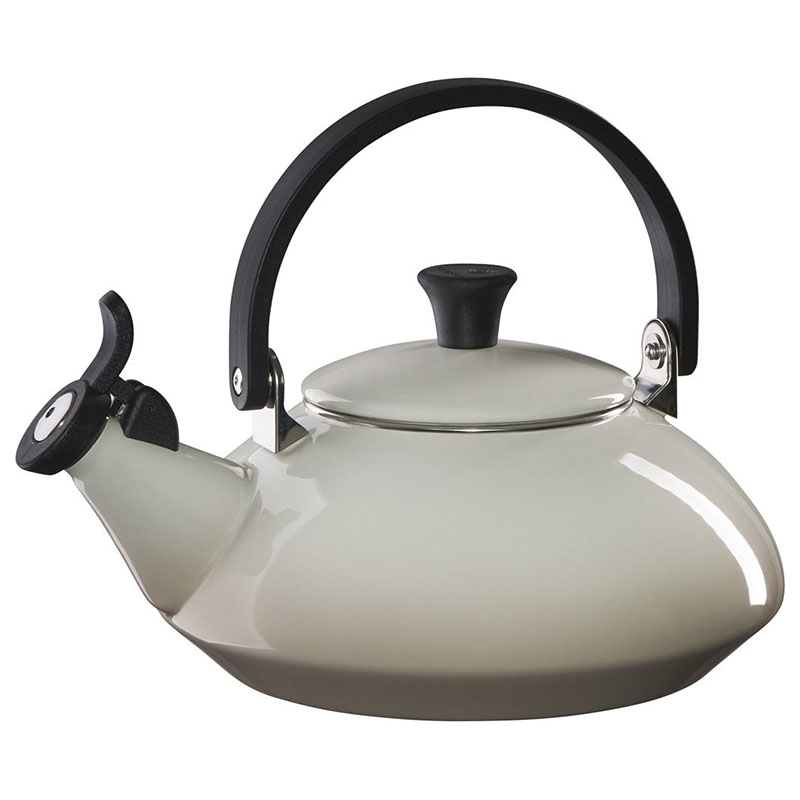 le creuset zen tea pot