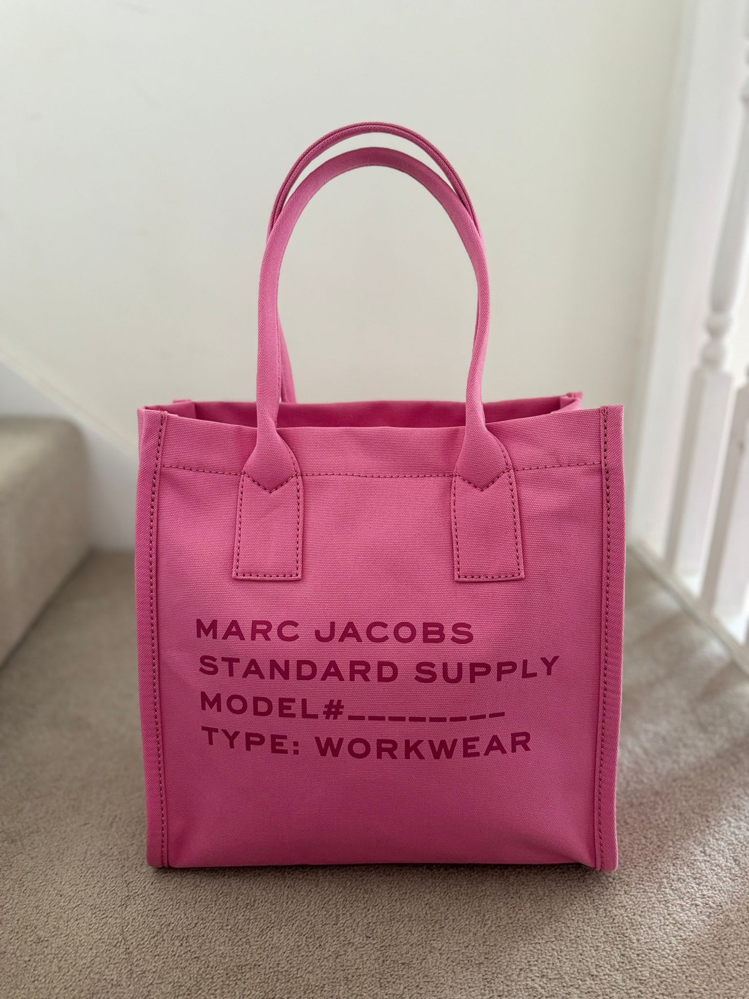 Marc Jacobs Tote - Candy Pink - Large / 32 x 32 x 13 cm