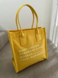 MARC JACOBS TOTE - SUN - LARGE / 32 X 32 X 13 CM